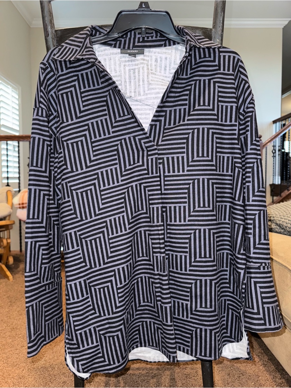 Alfani Black & Gray Geometric Button-Up Blouse Top